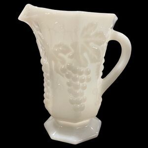 Vintage Anchor Hocking Milk Glass‎ Grape  and Leaf Pattern pitcher cir.1938-1943